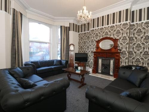 Wellington House Image 3