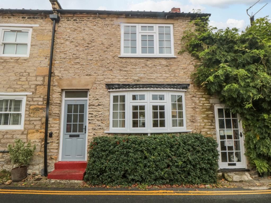 Robin Cottage Image 1