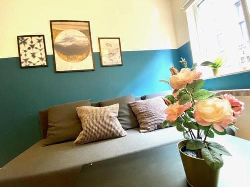 Lovely Flat in City Centre Leeds with free parking Image 3