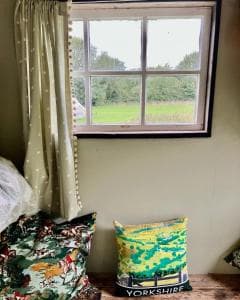 Shepherds Hut @ Tin and Canvas Glamping Pickering Image 2