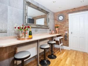 City Centre Apartment - Within York Bar Walls Image 2