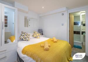 Luke Stays - Harrogate Road Image 1