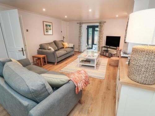 Salt Cottage Image 3