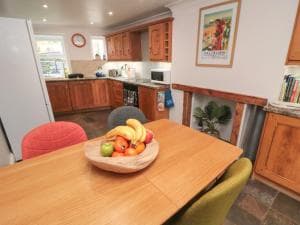 Salt Cottage Image 2