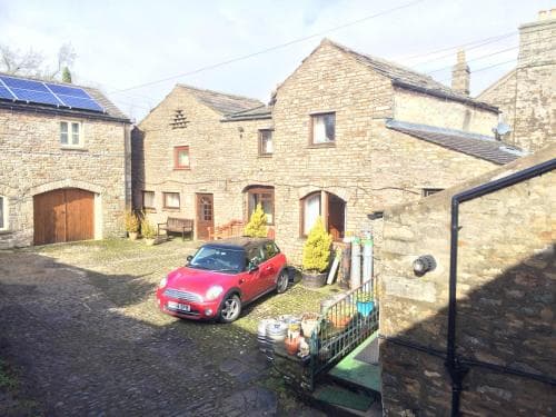 The Fox & Hounds Inn Image 3