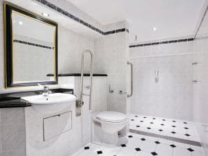 Leonardo Hotel Middlesbrough (Formerly Jurys Inn) Image 3