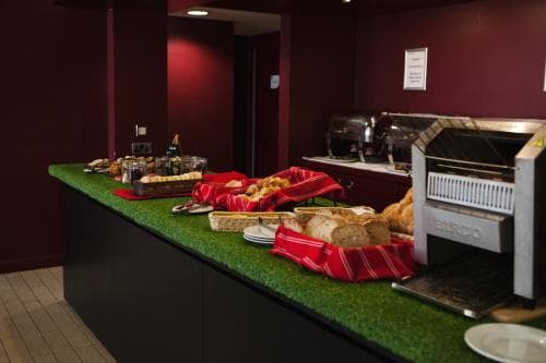 Campanile Bradford Image 3