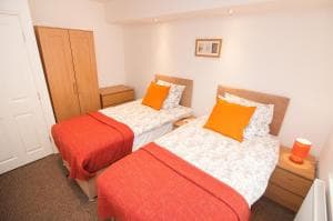 Warren House Image 2