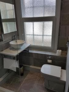 Lil's On The Waterfront Image 3