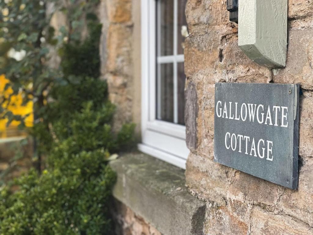 Gallowgate Cottage - Dog friendly cottage (sleeps 4 in 2 double rooms) Image 2