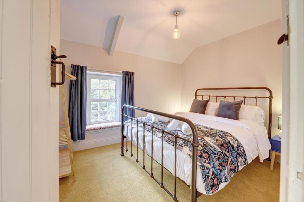 Gallowgate Cottage - Dog friendly cottage (sleeps 4 in 2 double rooms) Image 4