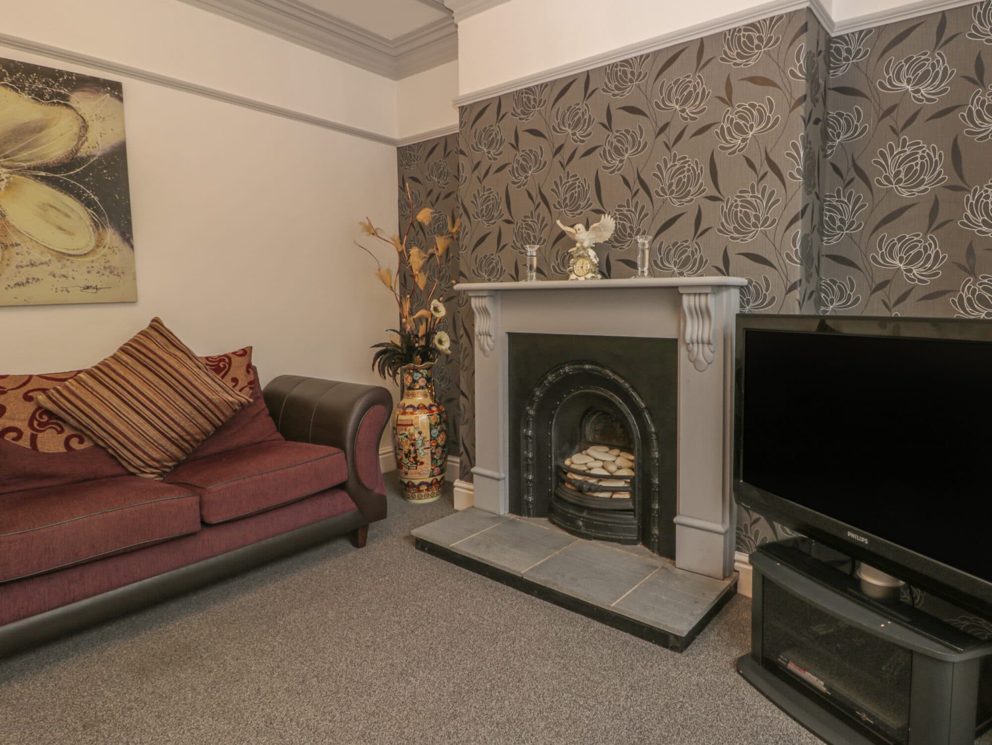 Cosy Coast Cottage Image 5