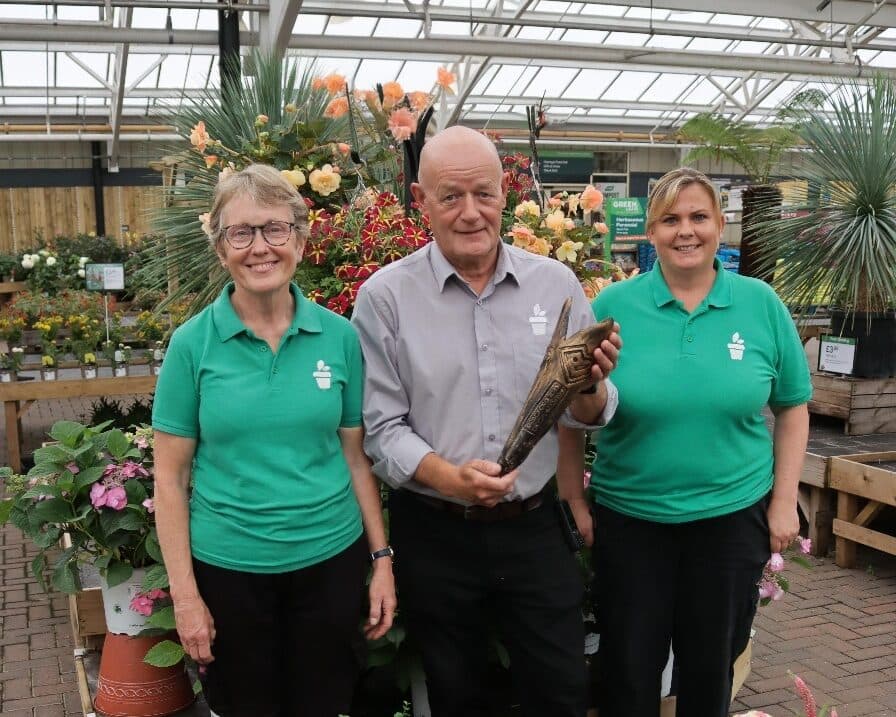 Tong Garden centre