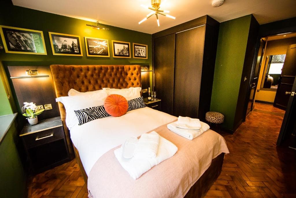 Accommodation at Maison Parfaite LS1 - Luxury City Centre Suites in leeds