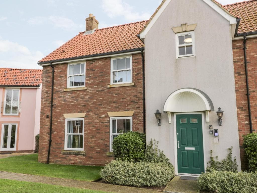 Accommodation at Puffins Perch in filey