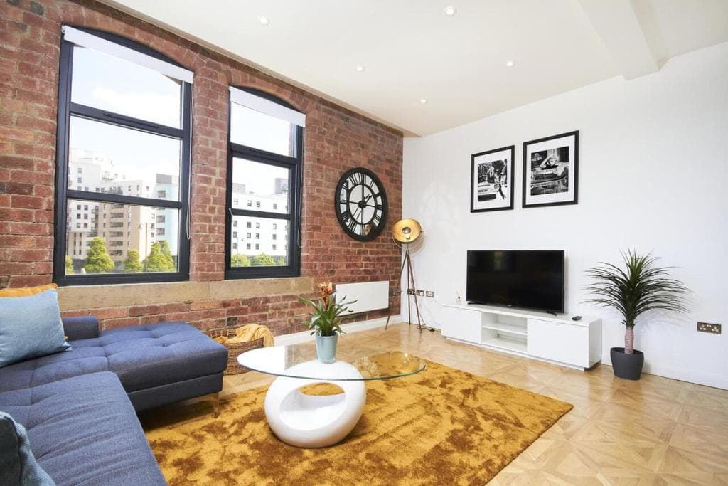 Accommodation at Sleek New York style Apartment in Central Leeds in leeds