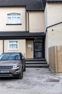Accommodation at 2A SPV Double En-suite Room in wakefield