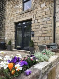 Accommodation at Squirrel cottage in cowling