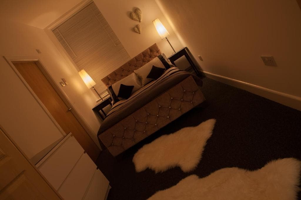 Accommodation at Station Suite – Simple2let Serviced Apartments in halifax