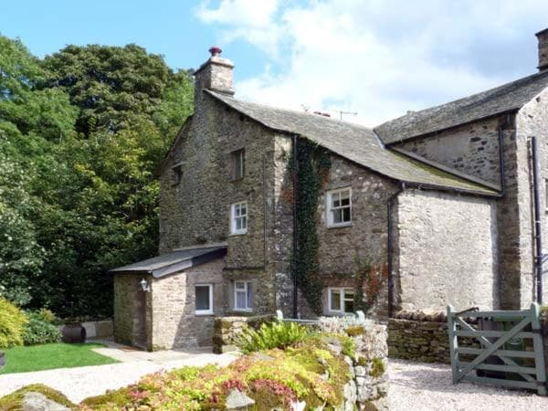 Accommodation at Beckside Cottage, Kirkby Lonsdale in barbon
