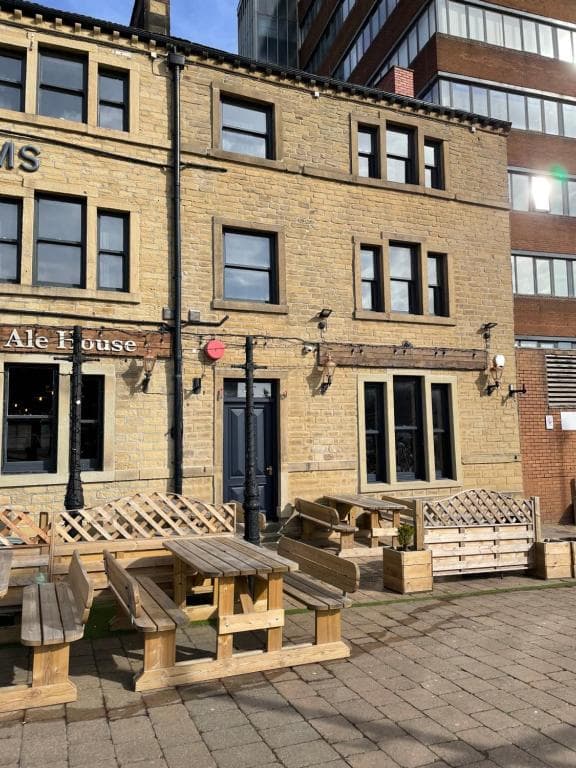 Accommodation at Plumbers Arms in huddersfield