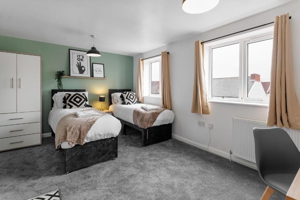 Accommodation at City Centre Studio 9 with Free Wifi and Smart TV by Yoko Property in middlesbrough