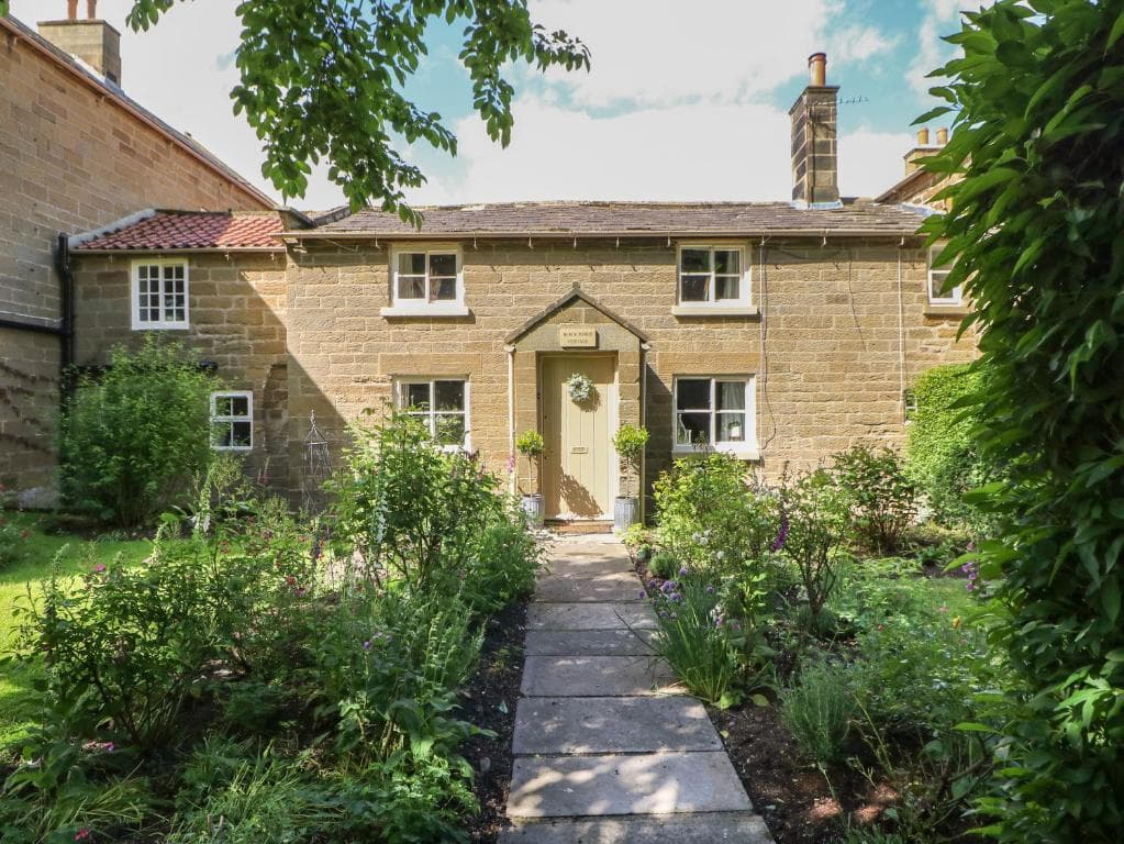 Accommodation at Black Horse Cottage in swainby