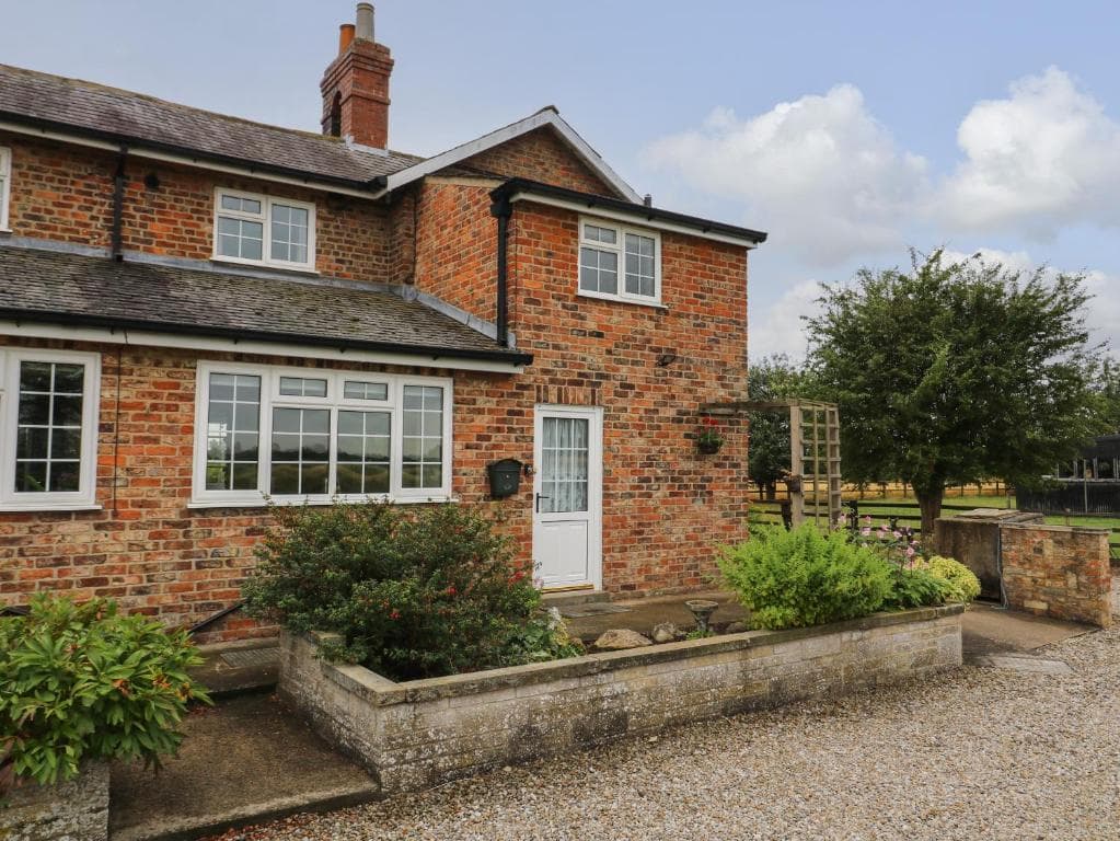 Accommodation at 2 Crosslands in york