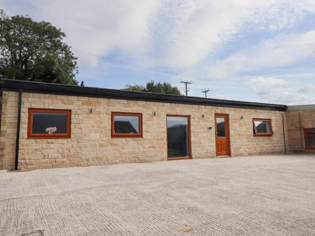 Accommodation at Low Cottage in bradley