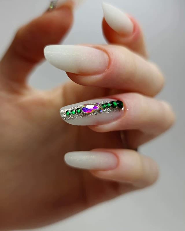 Wow Nails by Vio - Nail Salons in barnsley