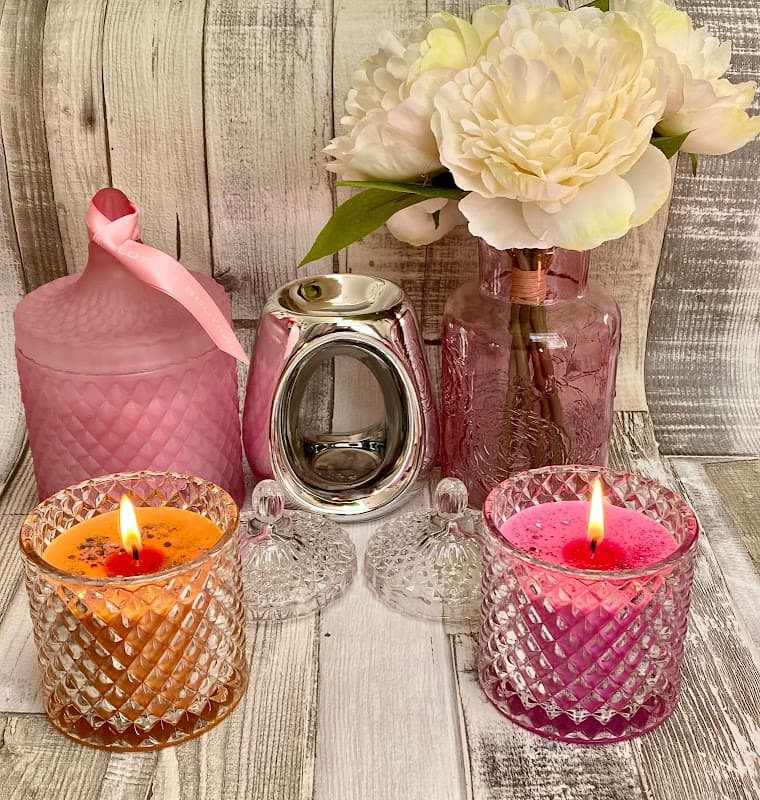 Charlotte's Boutique - Gift Shops in bramley