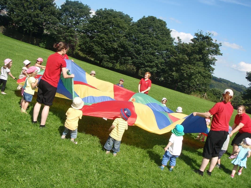 Toy Box Day Nursery - Nurseries in brighouse