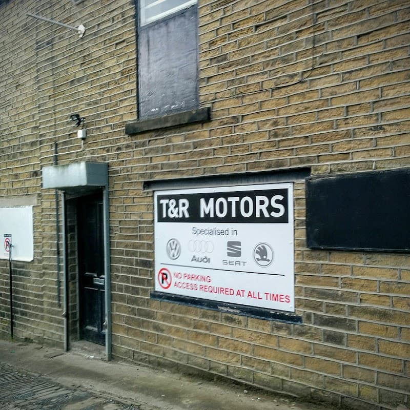 T&R Motors Ltd - Garages in brighouse