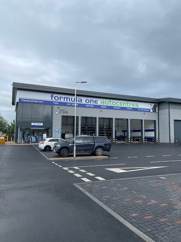 Formula One Autocentre Sheffield North - Garages in carbrook