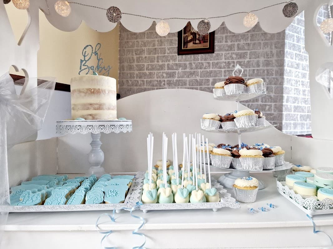 Truly scrumptious cupcakes and cakes - Bakers in castleford