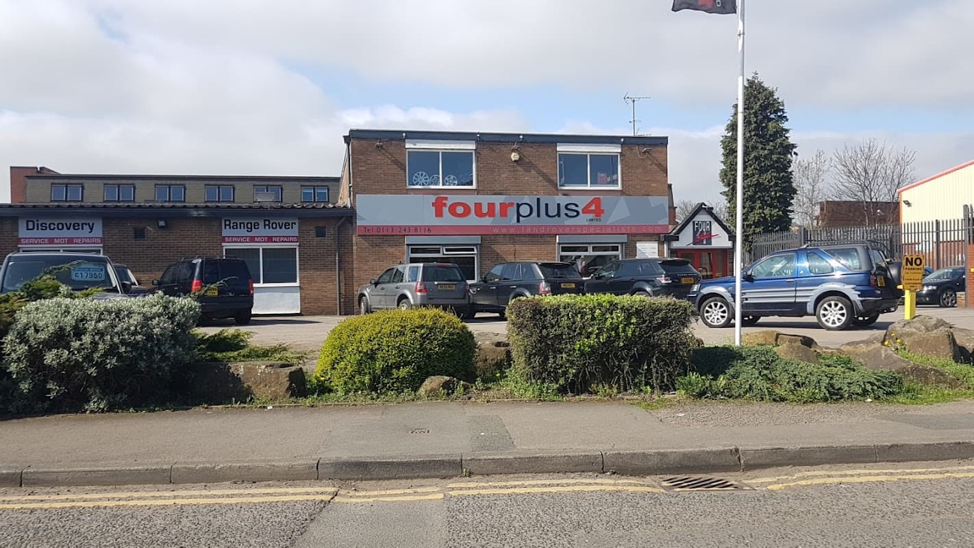 Four Plus 4 - Garages in chapel allerton