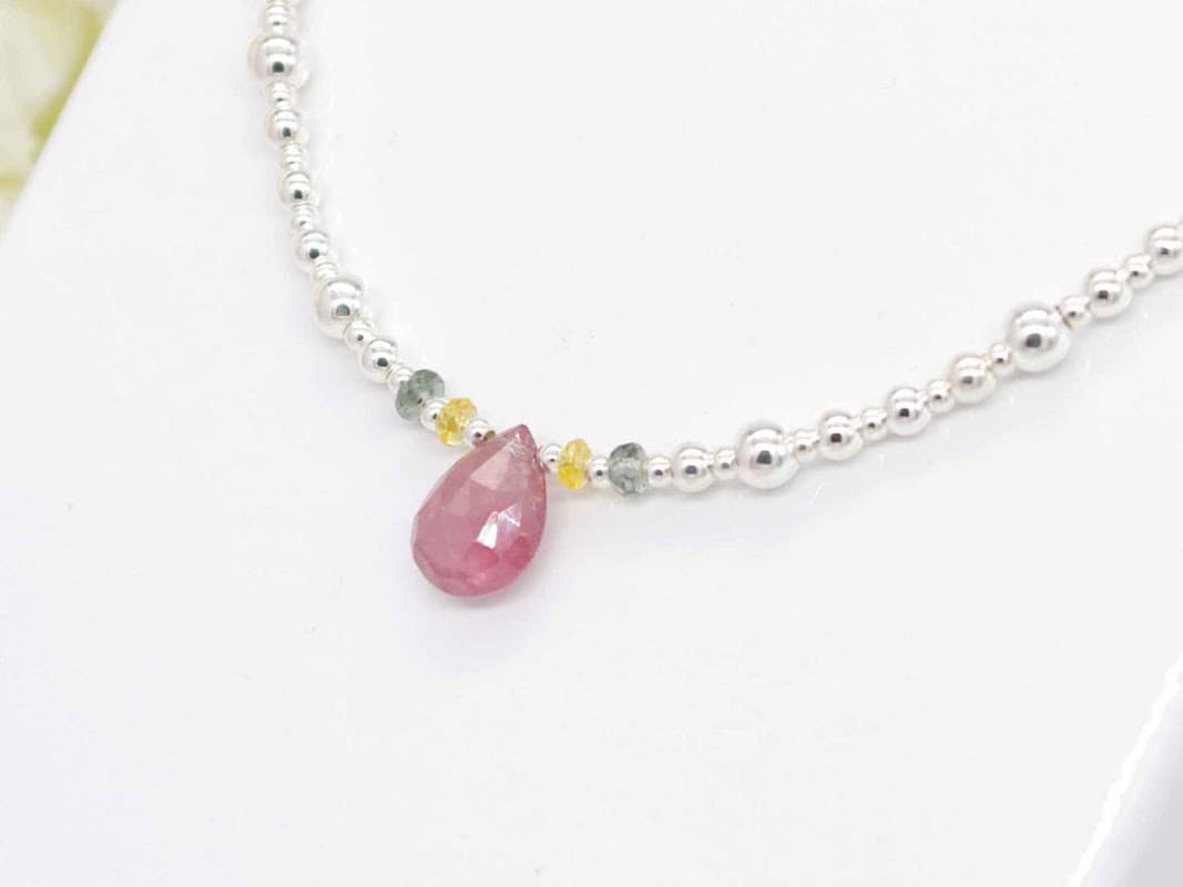 Jewellery By Linda - Jewellers in cross roads