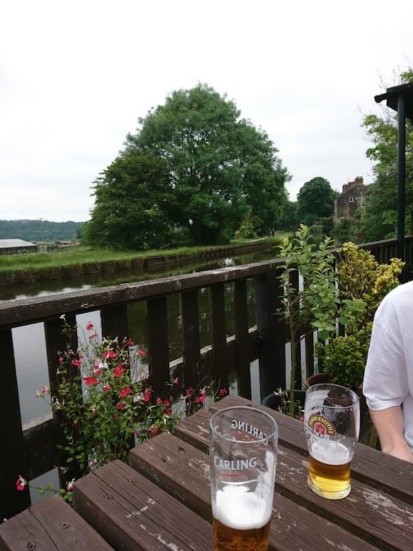 Food & drink at Rodley Barge in farsley