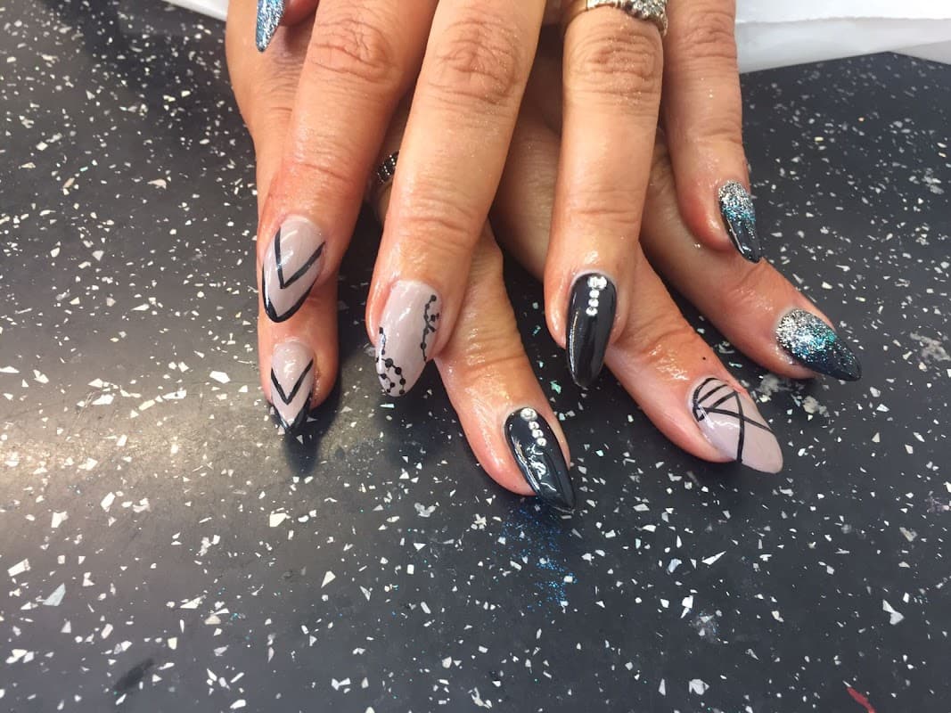 Perfectly Polished - Beauty Salons in featherstone