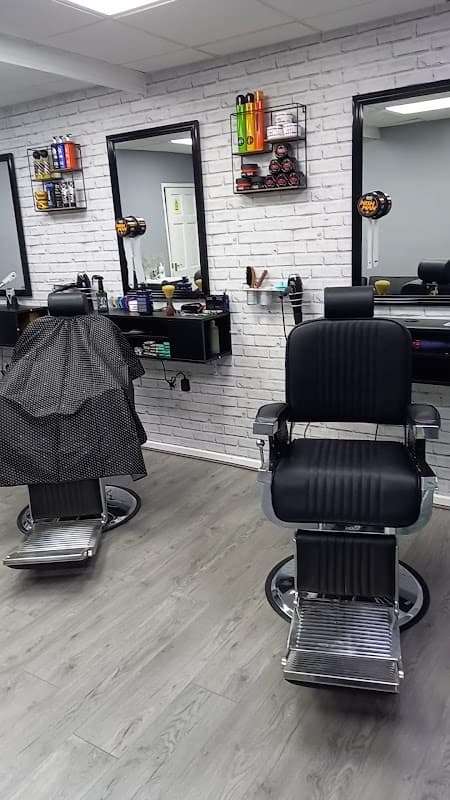 Barber king lee mount - Barbers in halifax