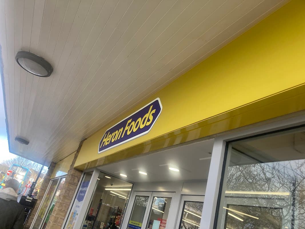 Heron Foods Heckmondwike - Grocers in heckmondwike