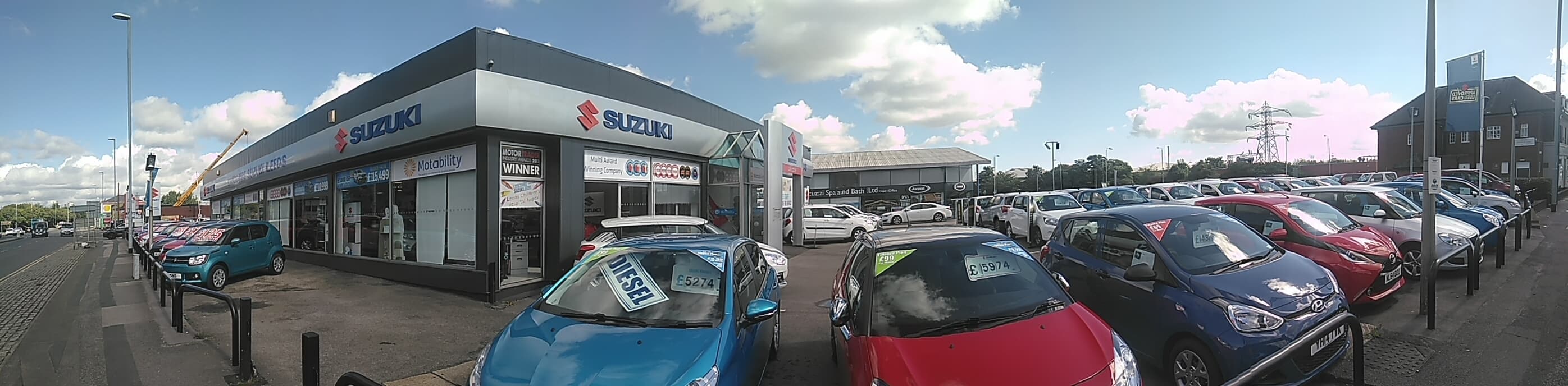 Luscombe Suzuki Leeds - Car Dealers in hunslet