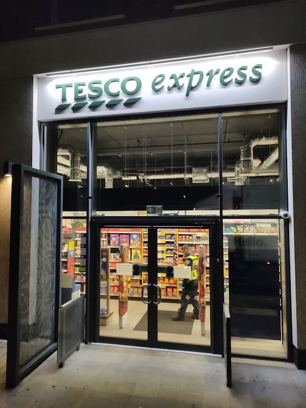 Tesco Express - Supermarkets in hunslet