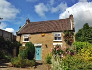 Accommodation at Ivy Cottage in scalby