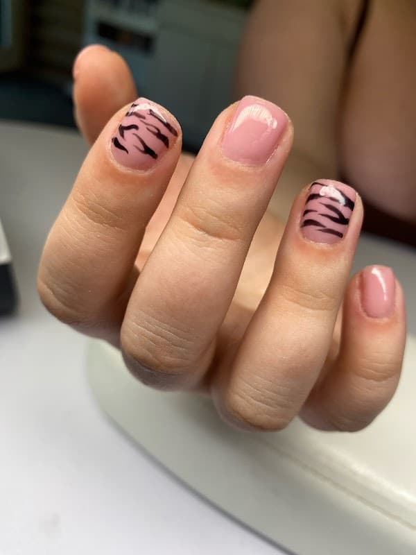 11:11 Nails And Beauty