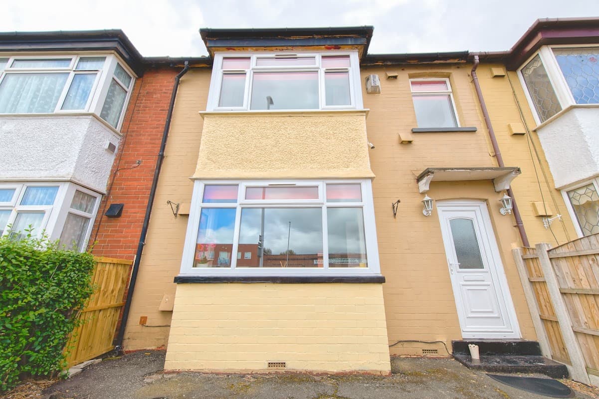 Accommodation at Short Stay Leeds - York house in killingbeck