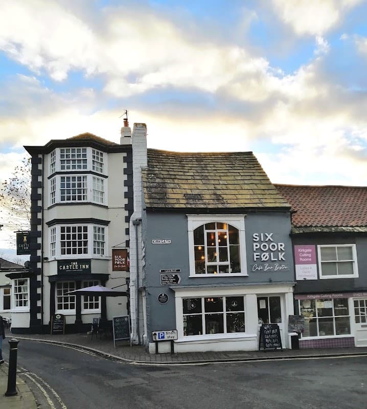 Kirgate Cutting Room - Hair Salons in knaresborough