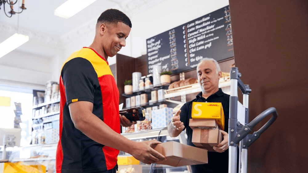 DHL eCommerce ServicePoint LEEDS - Couriers in knowsthorpe
