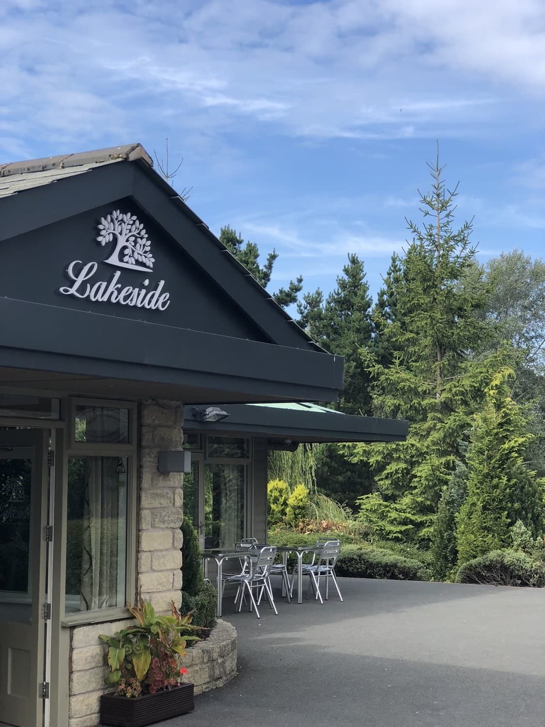 Cafe Lakeside Restaurant in norristhorpe