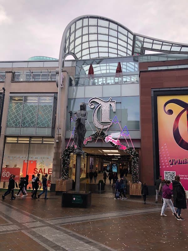 Mango - Clothes Shops in leeds